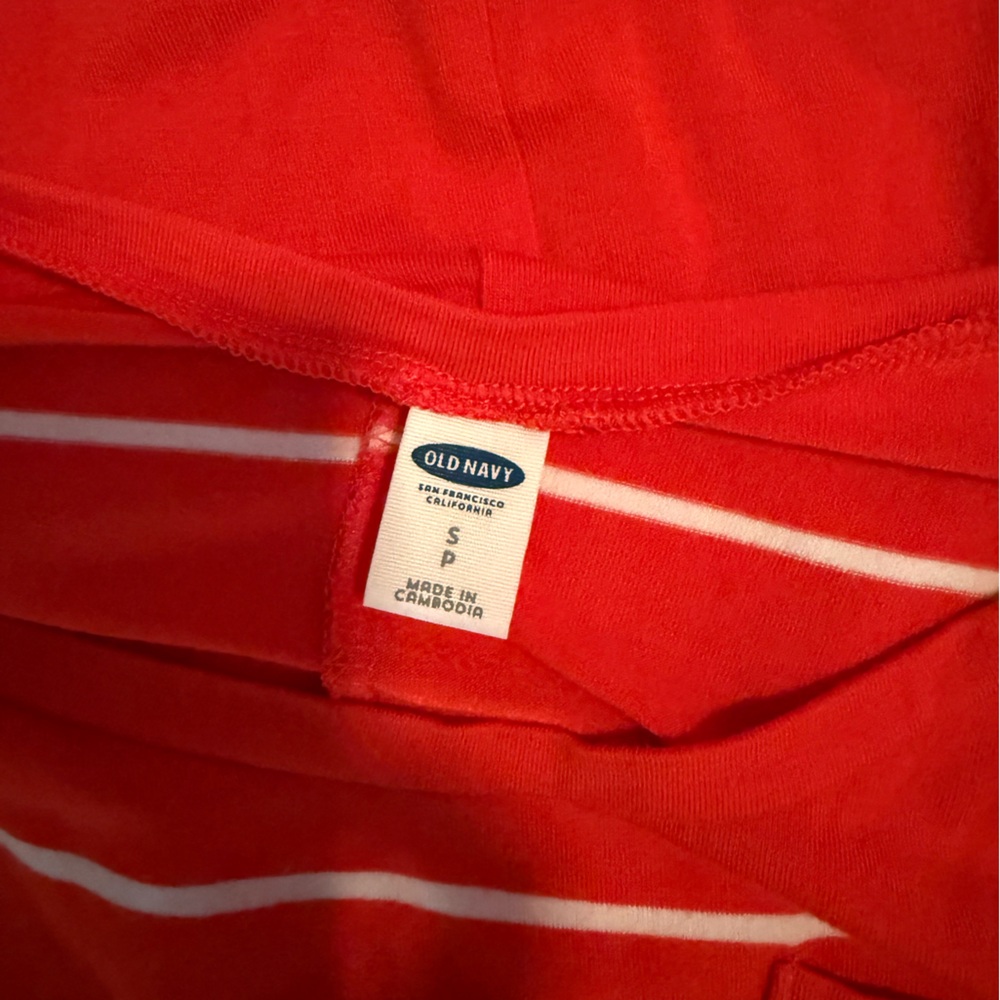 Old Navy Red and White Striped Maxi Dress - Picture 4 of 4